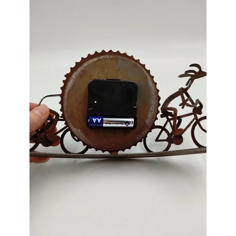 Desk, Mantle, Shelf Gear Gears Clock with Cyclists Bicycles Rust Look Steampunk
